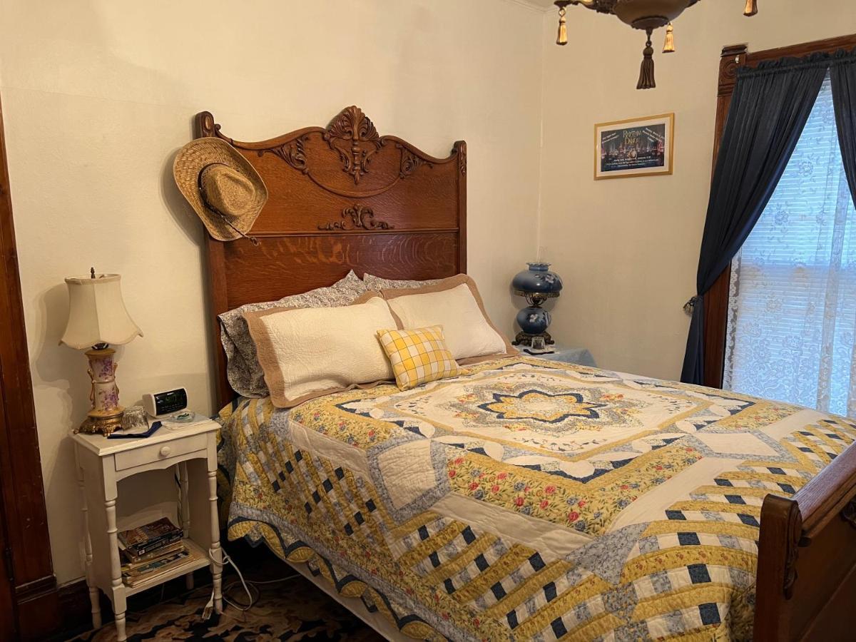 Bed And Breakfast Hearts Desire Raton Kültér fotó